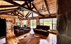 The Lodge At Devils Tower